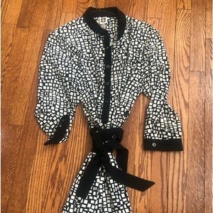 Anne Klein Black and White Shirt Dress w/Tie Belt